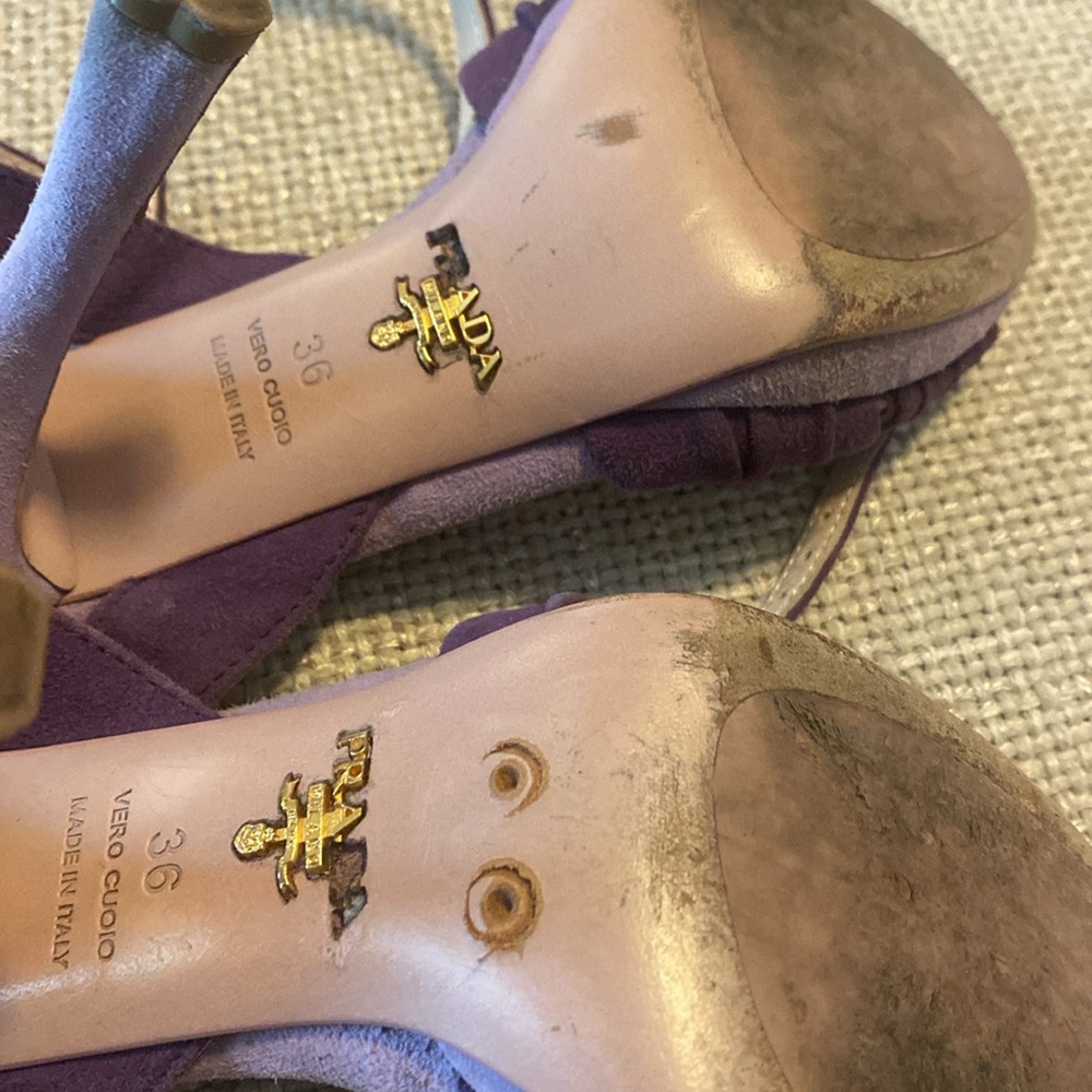 Prada designer heels - Picture 8 of 8